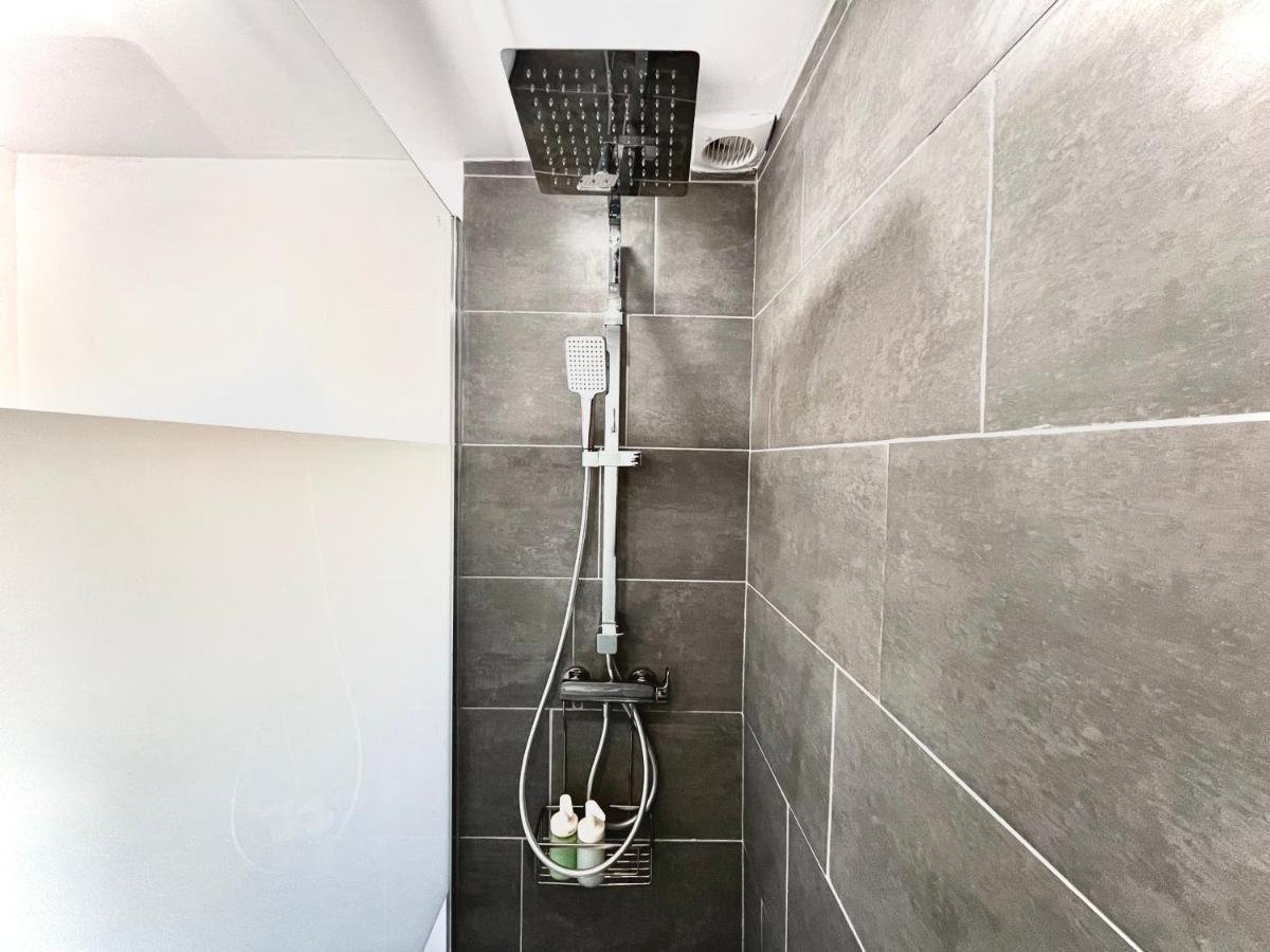 House -Rooftop&Jacuzzi -Stayinseville Sevilha Exterior foto